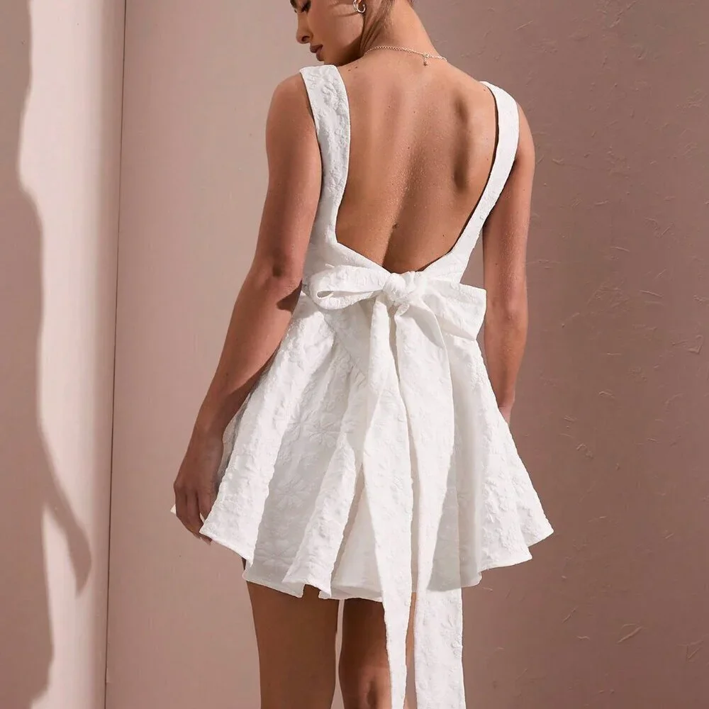 White Casual Women's Jacquard Graduation Dress - Picture 3 of 6